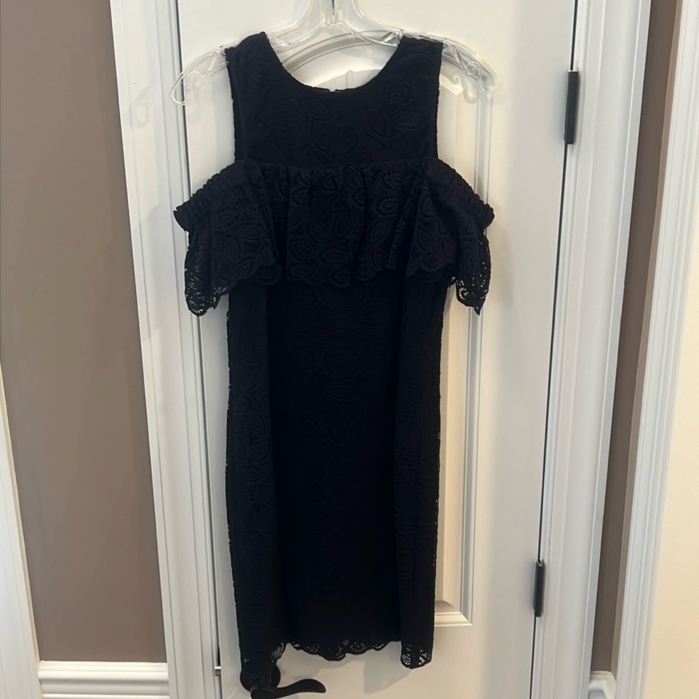 Ann Taylor Navy Blue Cold Shoulder Lace Dress Size 6